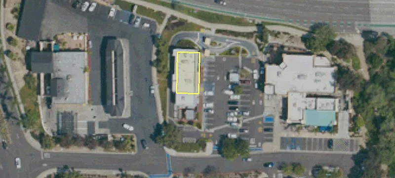 1064 El Camino Real