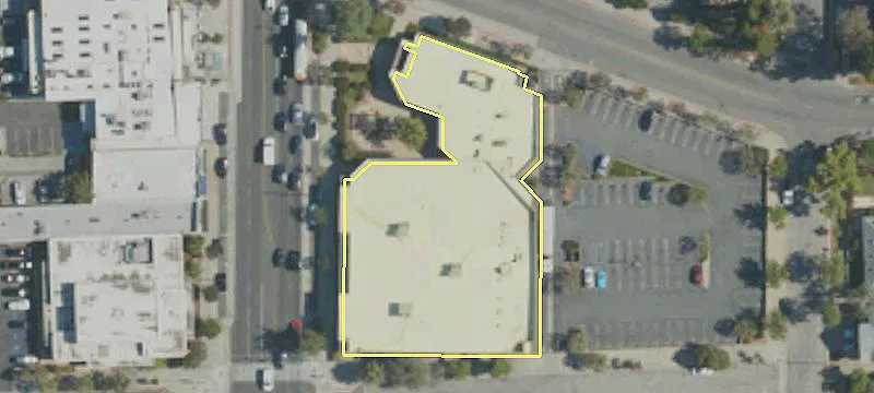 900 Fair Oaks Ave