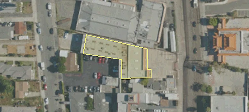 2735 Tyler Ave