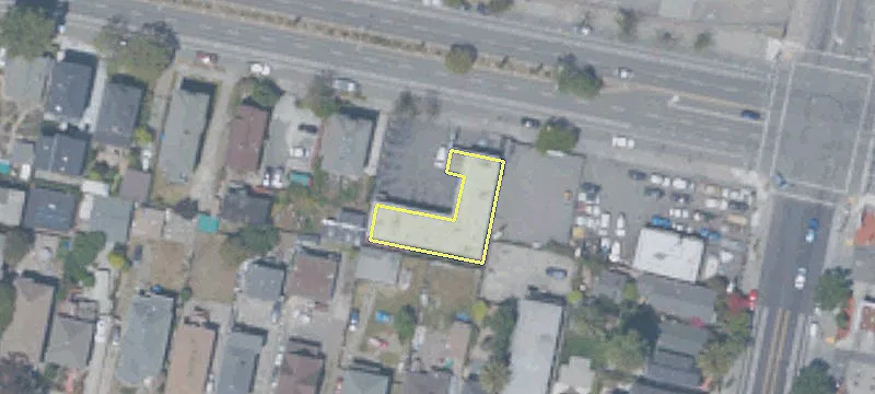 829 Macarthur Blvd