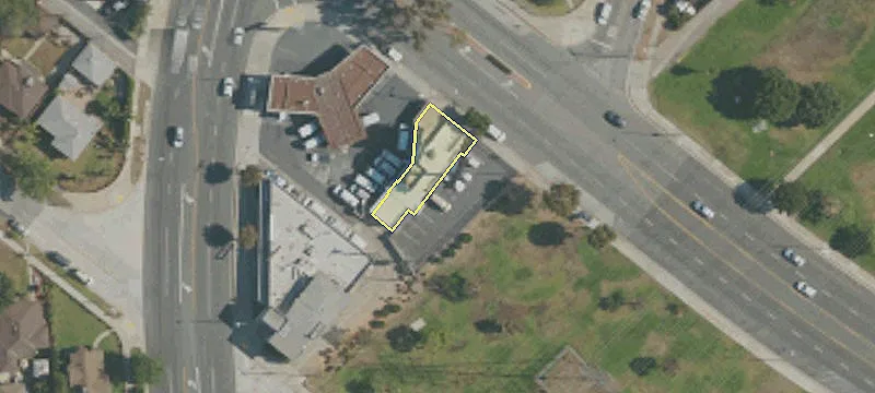 2805 Beverly Blvd