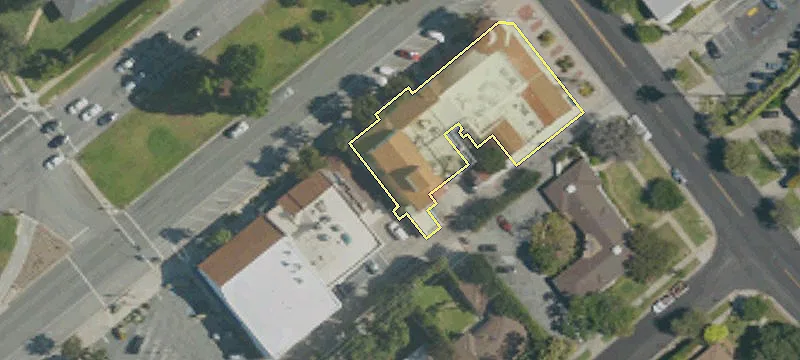 932 Huntington Dr