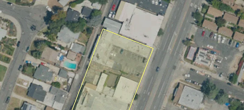 2551 Fair Oaks Ave