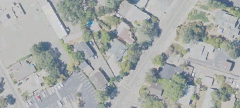 1140 High St