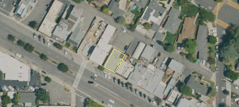 1369 Foothill Blvd