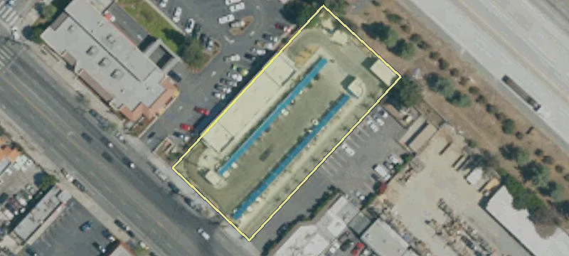 13919 Foothill Blvd