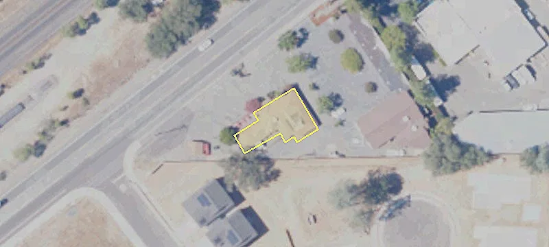 3883 Taylor Rd