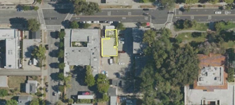 1009 El Centro St