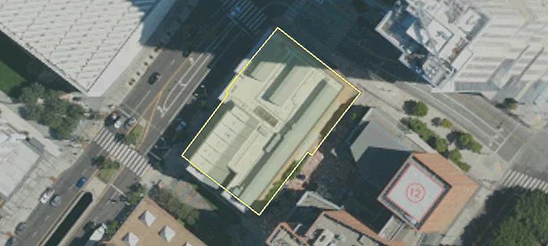 200 Grand Ave
