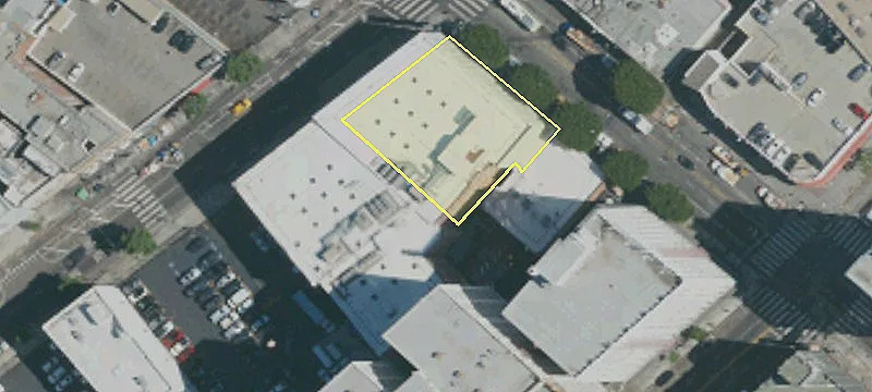 700 Main St