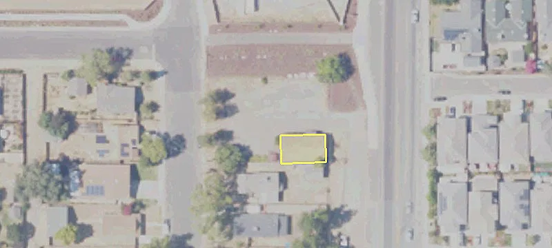 870 Ee Ave