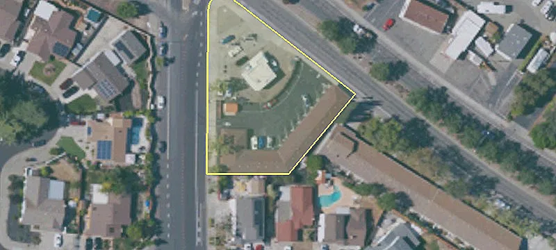 1321 Portola Ave