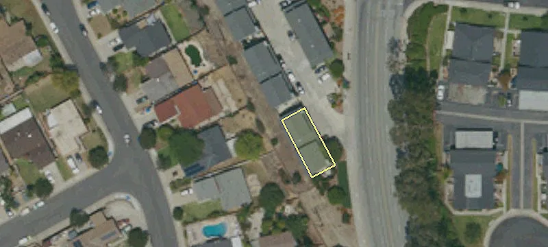 1905 Lark Ellen Ave