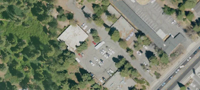 945 Lk Blvd