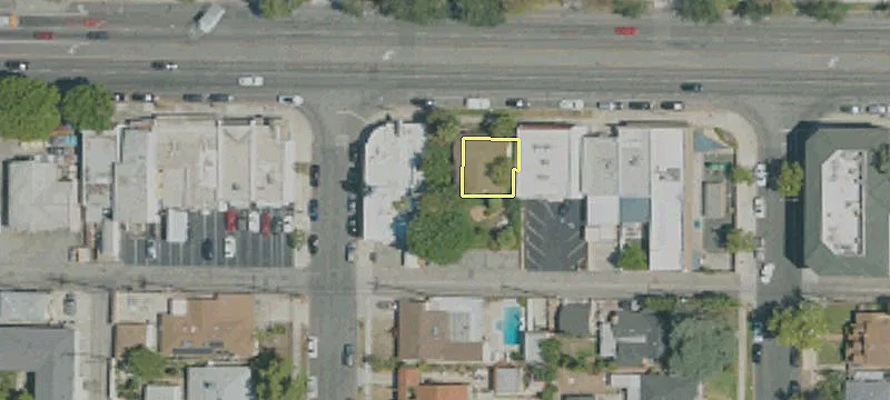 3320 Victory Blvd