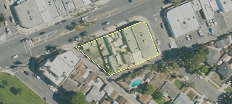 4206 Burbank Blvd
