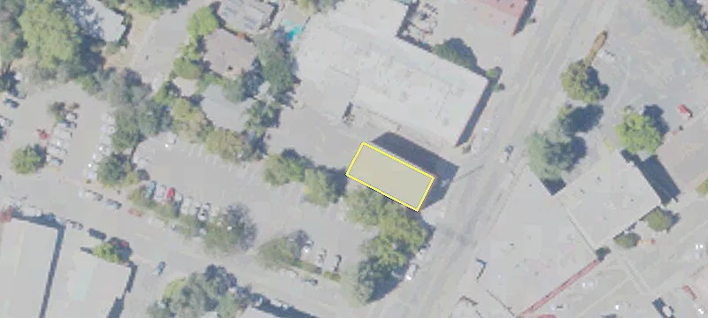 1050 High St