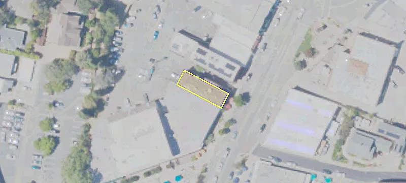 928 Lincoln Way