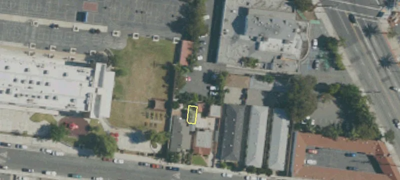 8925 Long Bch Blvd