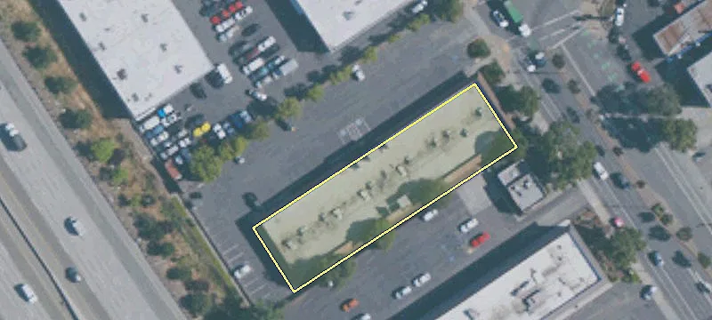 7000 Vlg Pkwy