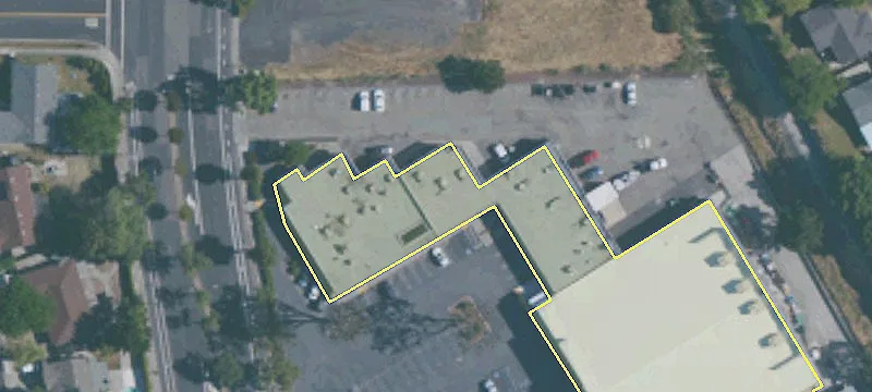 7447 Vlg Pkwy