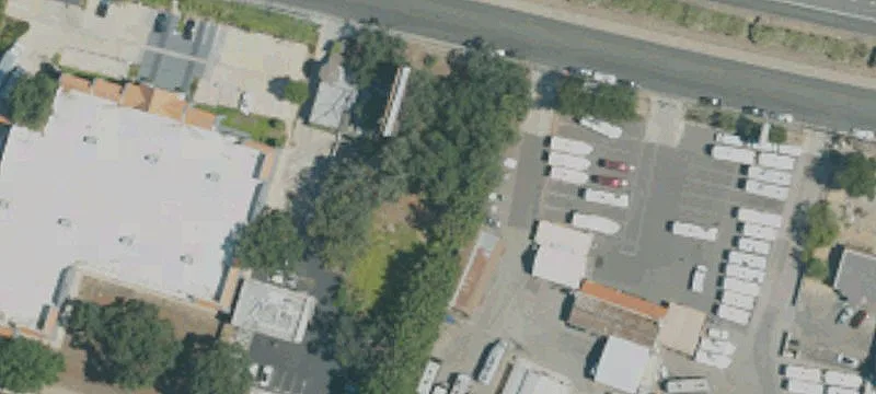 28428 Roadside Dr