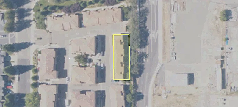 1614 Adora Cir