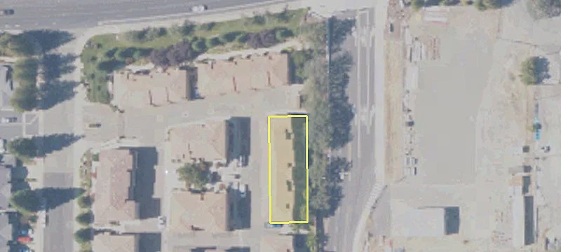 1616 Adora Cir