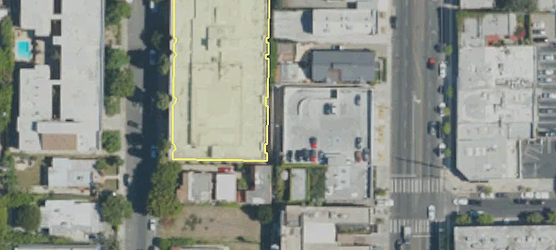 8052-811 La Cienega Blvd