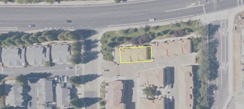 1814 Adora Cir