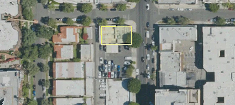 257 Robertson Blvd