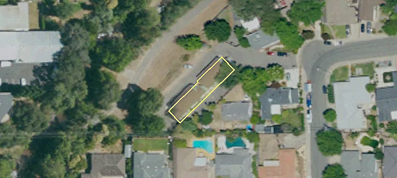 515 Vine Way