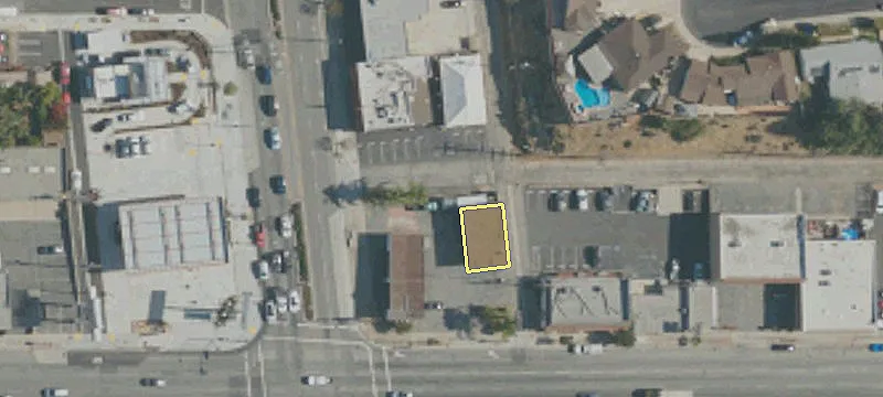 2020 Stoneman Ave