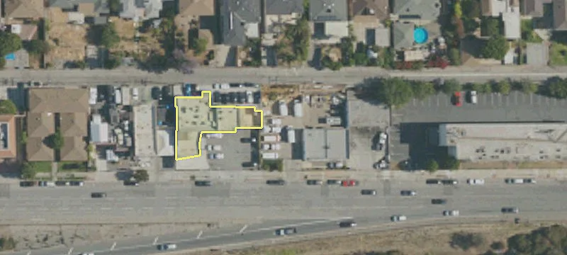 217 Pomona Blvd