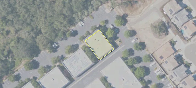2561 Warren Dr
