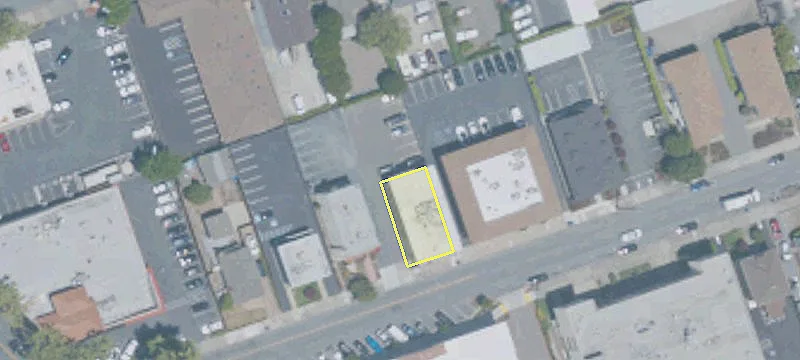 220 Juana Ave