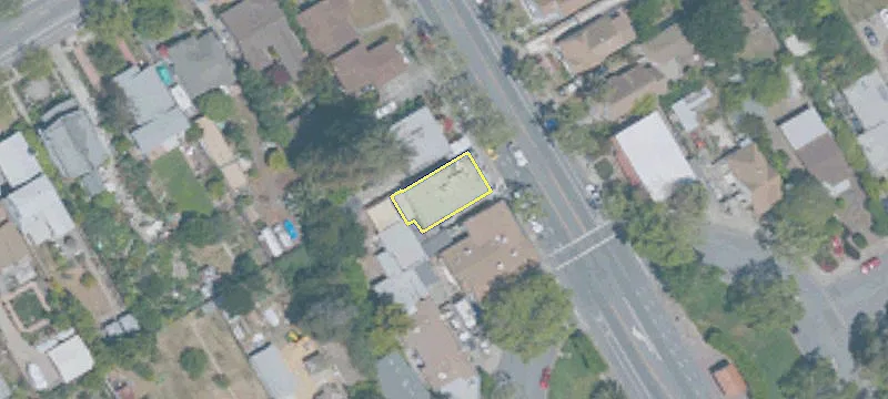 377 Bancroft Ave