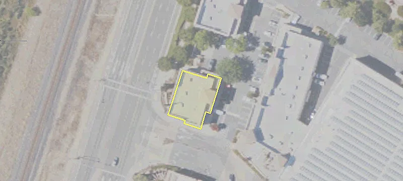 45 Lincoln Blvd