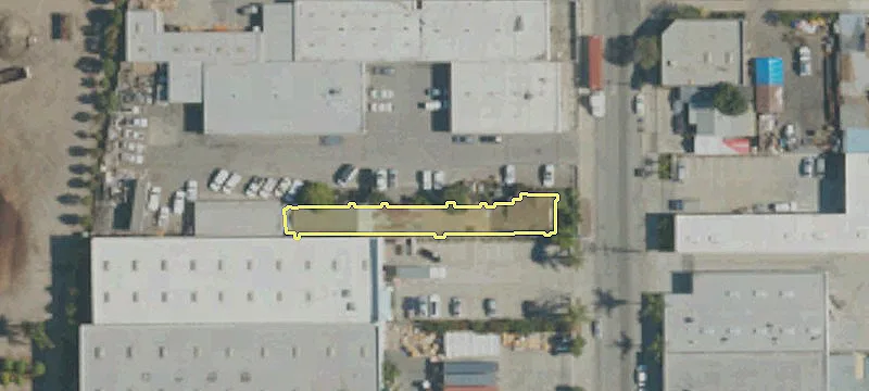 2549 Loma Ave