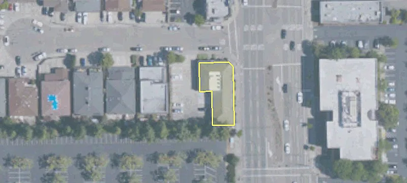 20995 Redwood Rd