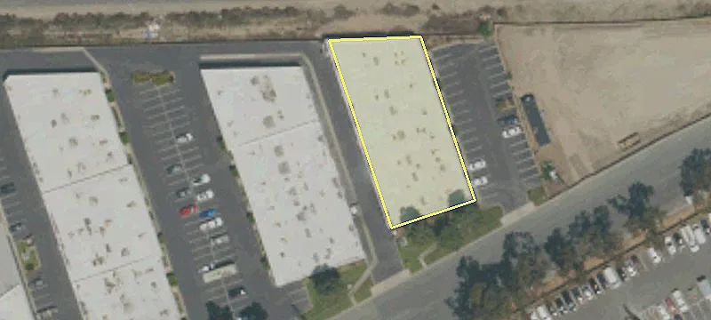 2583 Pomona Blvd
