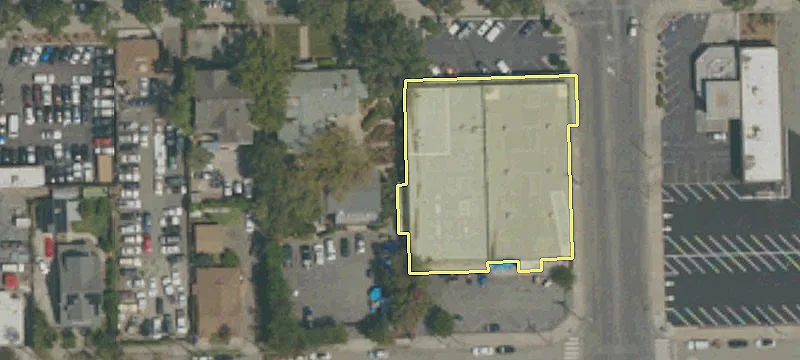 260 Holt Ave