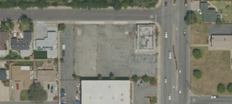 1717 Grand Ave
