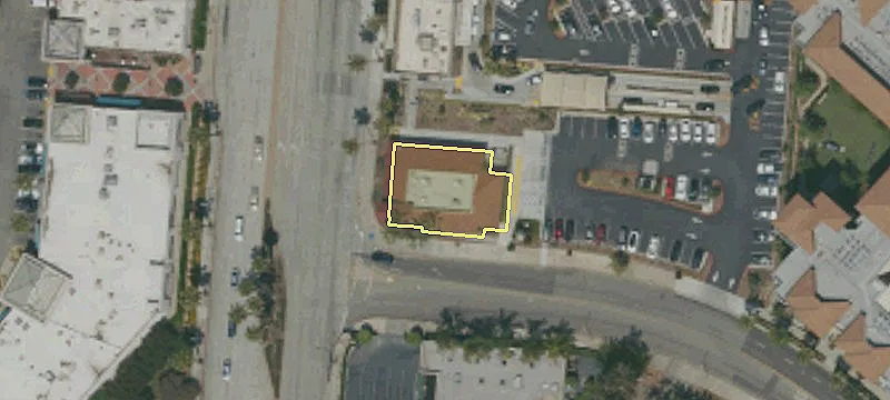 220 Vincent Ave