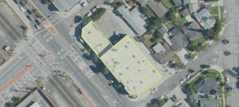 5900 San Fernando Rd