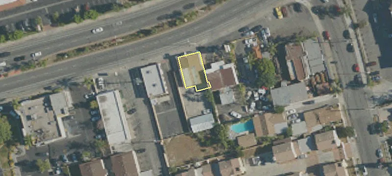 14038 Ramona Blvd