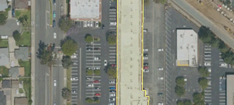140 Grand Ave
