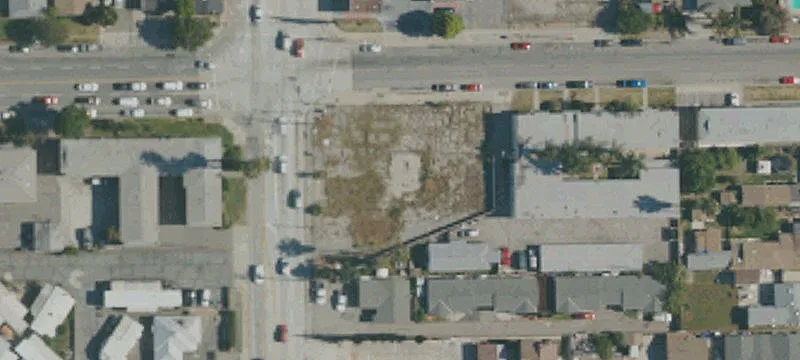 3546 Baldwin Ave
