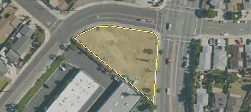 9747 Carmenita Rd