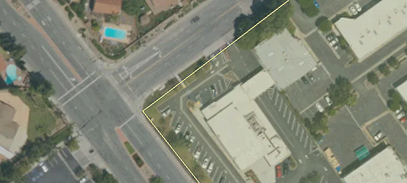 200 Lemon Ave